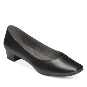 BRAND NEW Aerosoles Subway Pump